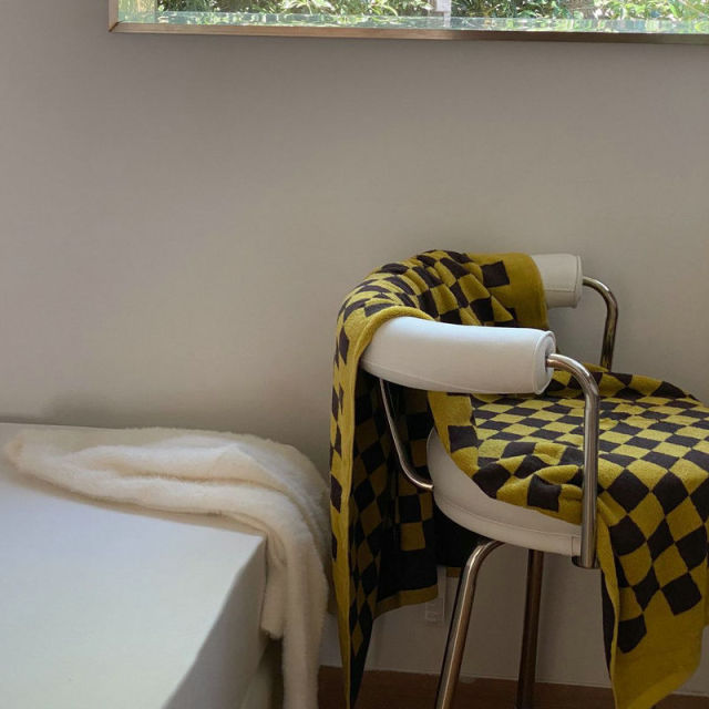 Retro Cotton Bath Towel - Soft, Absorbent, and Stylish Design-Orizon Depot