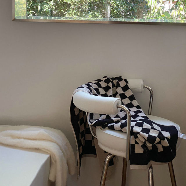 Retro Cotton Bath Towel - Soft, Absorbent, and Stylish Design-Orizon Depot