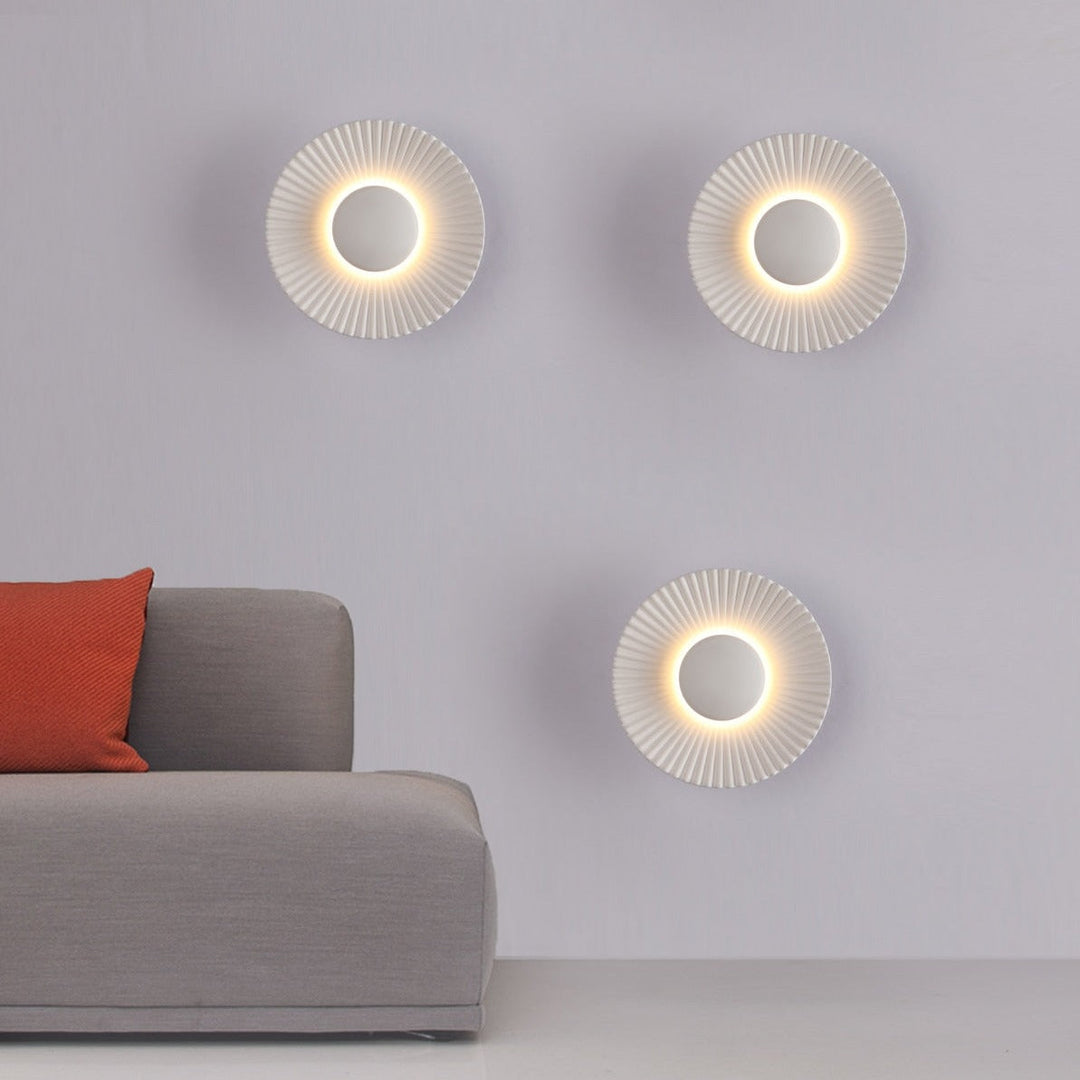 Modern Metallic Sun Design Wall Lamp