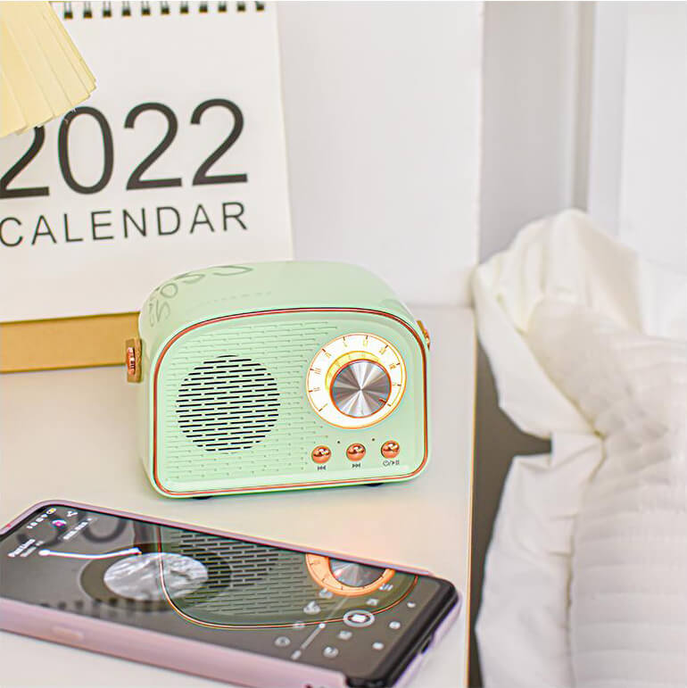 Retro Round Bluetooth Radio Speaker-Orizon Depot