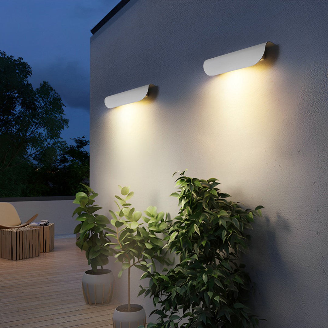 Waterproof Minimalist Arc-Shaped Outdoor Wall Light