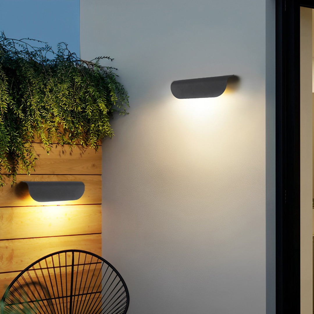 Waterproof Minimalist Arc-Shaped Outdoor Wall Light